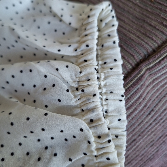 MadisonGrey Wrap Blouse Plus SzXL White Dotted Long Sleeve Peplum New W Tags - Picture 4 of 9